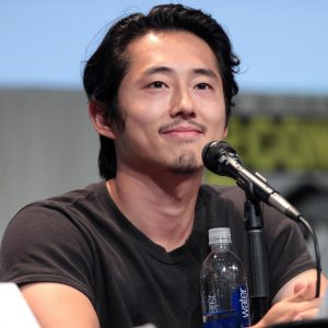 Steven Yeun Biography