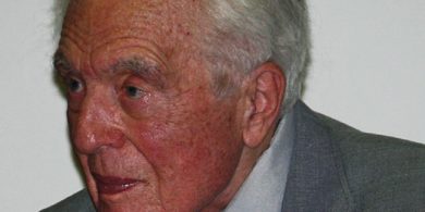Angus Scrimm