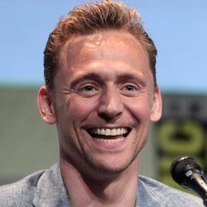 Tom Hiddleston Biography