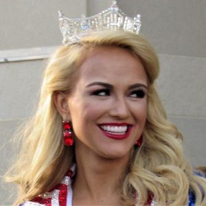 Savvy Shields Biography