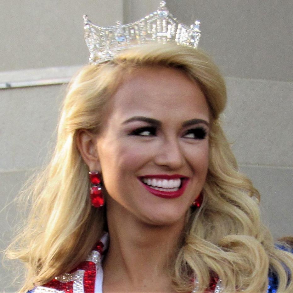 Savvy Shields Bio, Net Worth, Facts