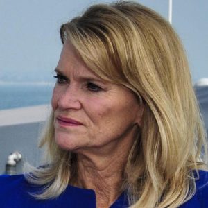 Martha Raddatz Biography