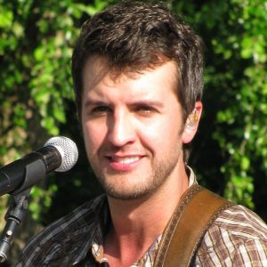 Luke Bryan Biography