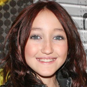 Noah Cyrus Biography