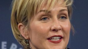 Amy Carlson