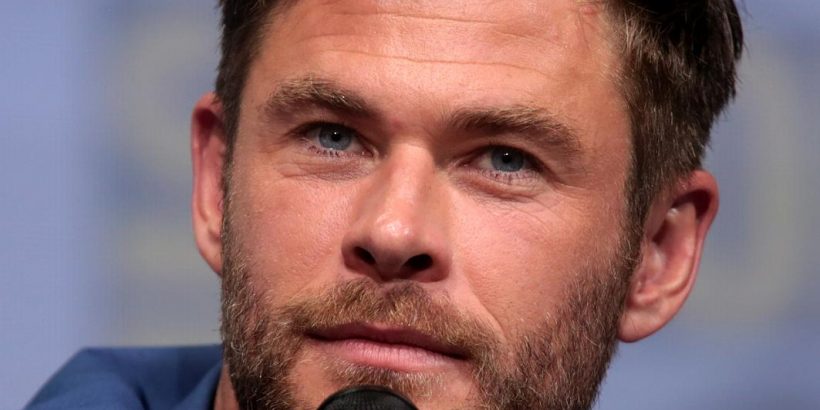 Chris Hemsworth Net Worth (2020), Height, Age, Bio and Facts
