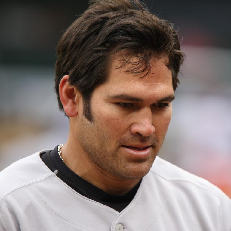 johnny-damon-net-worth-2020-height-age-bio-and-facts