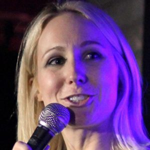 Nikki Glaser Biography