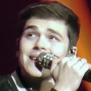 AJ Mitchell Biography