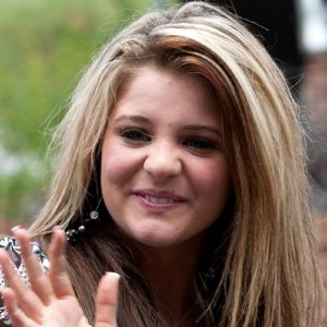 Lauren Alaina Biography
